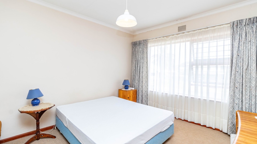 4 Bedroom Property for Sale in Bayview Western Cape